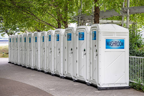 Best Portable restroom solutions  in Powell, AL